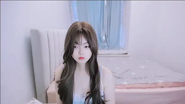 Snapshot of shiguang-17 chatting on 04/08/26, 06:37 shiguang-17 online show from 04/08/26, 06:37