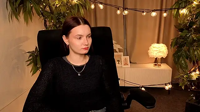 Snapshot of MarieFuller chatting on 04/09/26, 07:47 MarieFuller online show from 04/09/26, 07:47