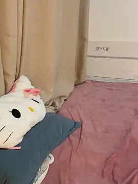 xiaohanbaby online show from 04/14/26, 02:33