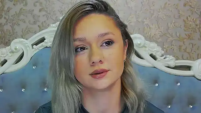 Ivy Quin online show from 05/12/26, 03:36
