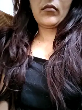 Kajal-hott online show from 04/16/26, 03:40