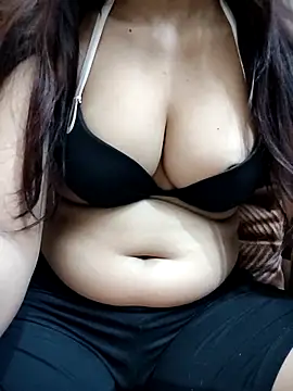 Kajal-hott online show from 04/10/26, 07:59