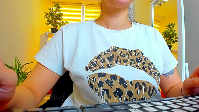 Tianniaa online show from 04/24/26, 08:05