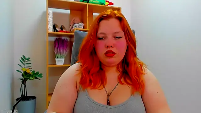 Snapshot of Aillia-Rous chatting on 04/11/26, 07:56 Aillia-Rous online show from 04/11/26, 07:56