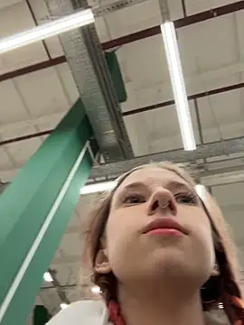 Snapshot of michelle_lovique chatting on 04/09/26, 08:09 michelle lovique online show from 04/09/26, 08:09