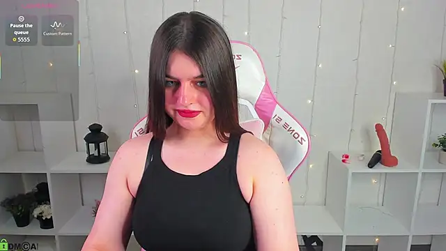 Margaret  Moon online show from 05/28/26, 08:22