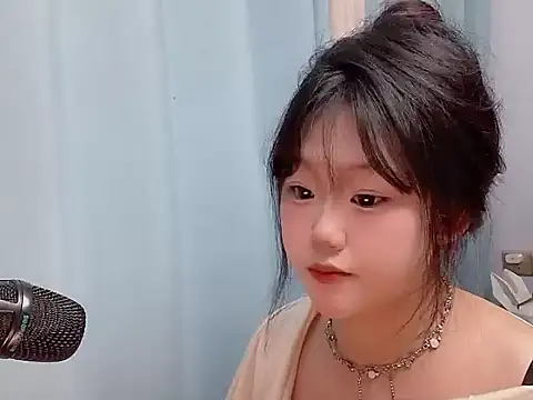 Lilababy00 online show from 04/10/26, 01:01