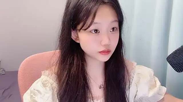 Lilababy00 online show from 05/05/26, 02:09