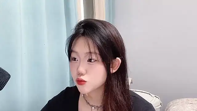 Lilababy00 online show from 04/15/26, 02:17
