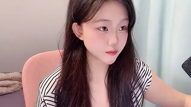 Lilababy00 online show from 04/29/26, 01:04