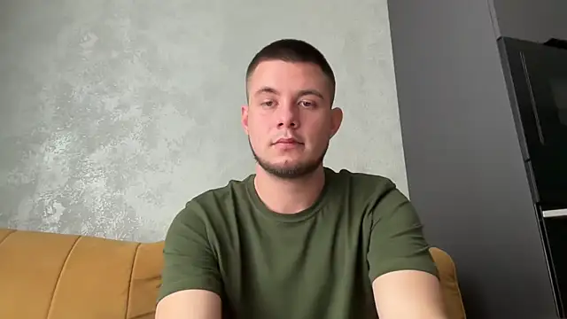 Snapshot of Viktor348 chatting on 04/11/26, 07:45 Viktor348 online show from 04/11/26, 07:45