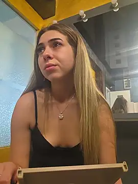 AylinRosee online show from 07/13/26, 03:39