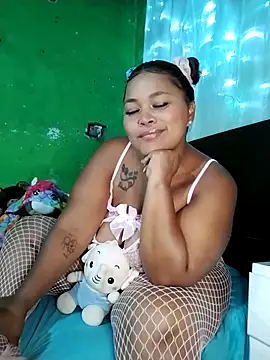 Nikita Glam online show from 05/05/26, 02:58