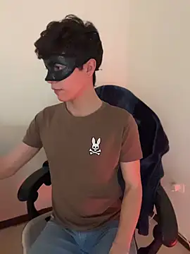 ojitosdegato online show from 04/14/26, 04:45