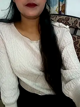 Snapshot of Ceruu chatting on 04/13/26, 06:23 Ceruu online show from 04/13/26, 06:23