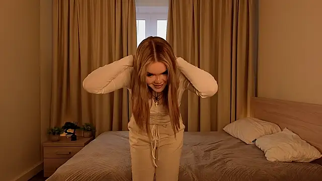 Snapshot of Margaret_try chatting on 04/10/26, 05:47 Margaret try online show from 04/10/26, 05:47