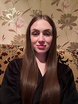 AlinaLove3213 online show from 06/04/26, 07:51