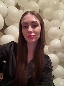 AlinaLove3213 online show from 05/03/26, 06:11
