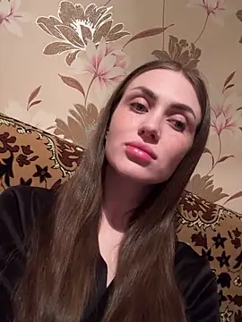 AlinaLove3213 online show from 04/28/26, 07:18