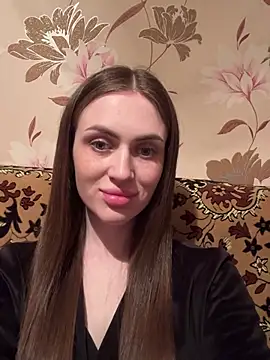 AlinaLove3213 online show from 04/18/26, 07:29