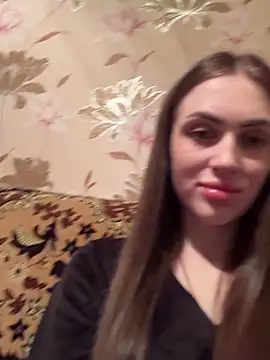 AlinaLove3213 online show from 05/01/26, 06:57