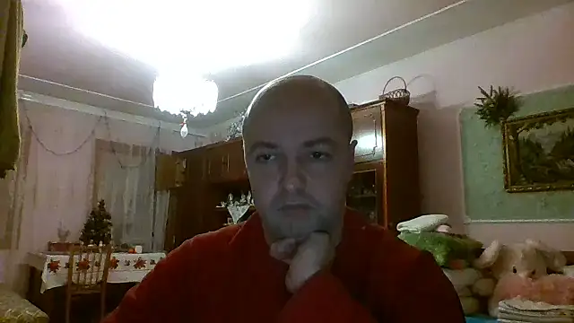 Snapshot of Luceriusbigass chatting on 01/02/25, 04:46 Luceriusbigass online show from 01/02/25, 04:46