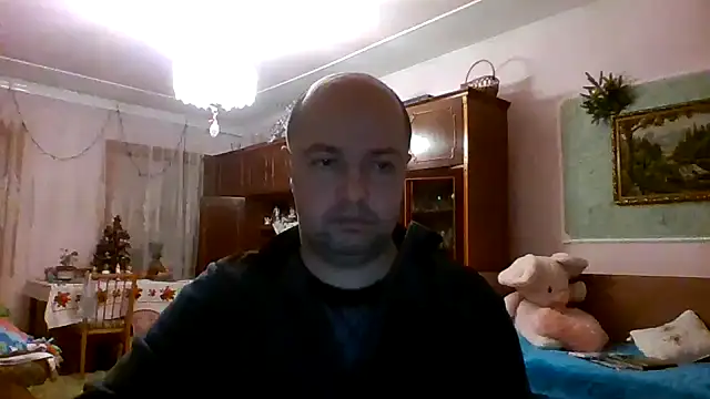 Snapshot of Luceriusbigass chatting on 12/28/24, 10:58 Luceriusbigass online show from 12/28/24, 10:58