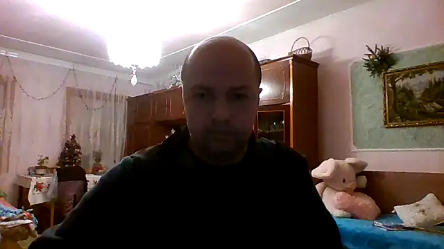Snapshot of Luceriusbigass chatting on 12/27/24, 04:21 Luceriusbigass online show from 12/27/24, 04:21