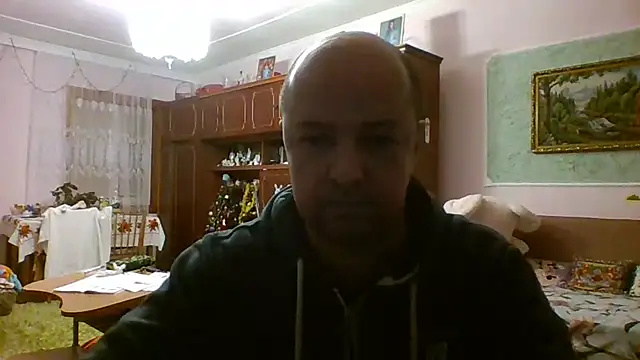 Luceriusbigass online show from 12/04/25, 05:56