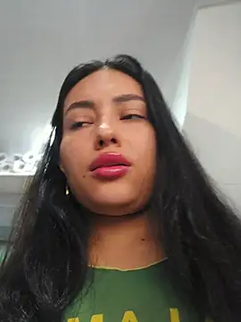 VioletRousee online show from 07/17/26, 02:14