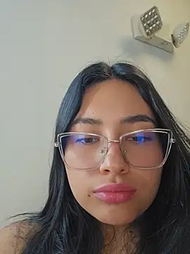 VioletRousee online show from 06/22/26, 04:15