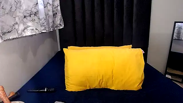SexyMiaC online show from 05/28/26, 09:49