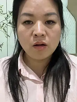 Snapshot of xiao1218 chatting on 04/16/26, 12:28 xiao1218 online show from 04/16/26, 12:28