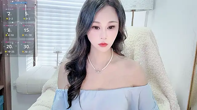 AzureBlue-77 online show from 05/04/26, 02:48