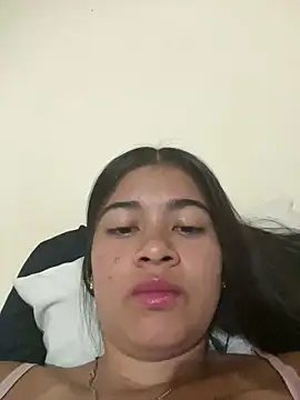 Snapshot of Kloe_zaf chatting on 06/01/26, 05:40 Kloe zaf online show from 06/01/26, 05:40