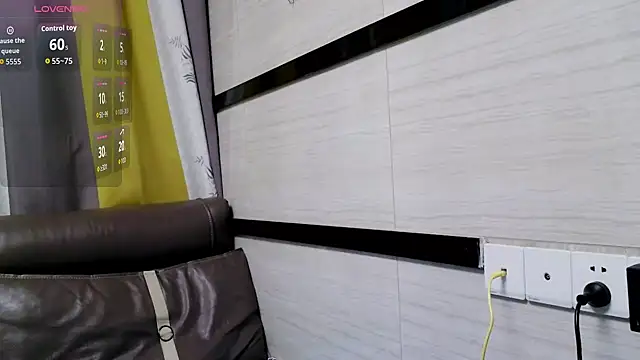 Jessica-aa online show from 04/11/26, 05:16