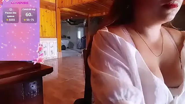 -Pummi- online show from 04/15/26, 06:19