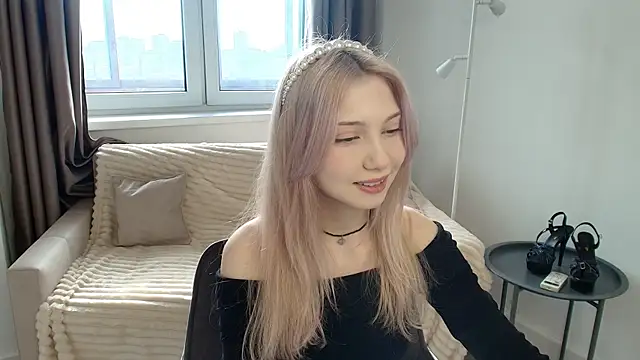 vielleee online show from 04/17/26, 02:36