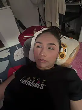 Snapshot of Naii-yu chatting on 04/11/26, 08:23 Naii-yu online show from 04/11/26, 08:23