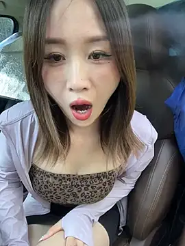 qin205205 online show from 07/25/26, 11:16
