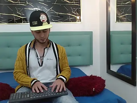 PowerLustX online show from 05/13/26, 04:41