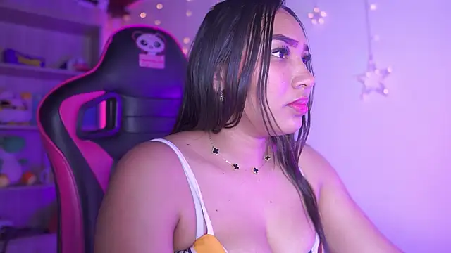 Snapshot of deasy_ chatting on 04/10/26, 11:56 deasy online show from 04/10/26, 11:56