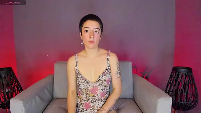 Atheena   online show from 04/14/26, 01:16