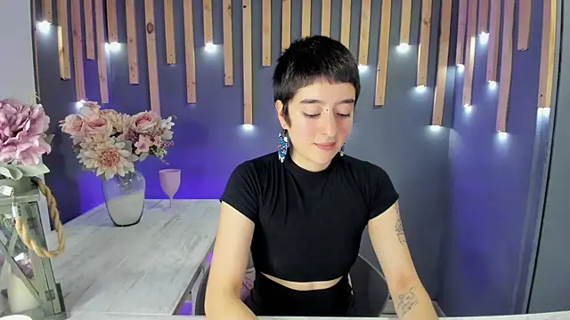 Atheena   online show from 05/27/26, 12:45