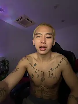 CheoXiao online show from 04/19/26, 06:10