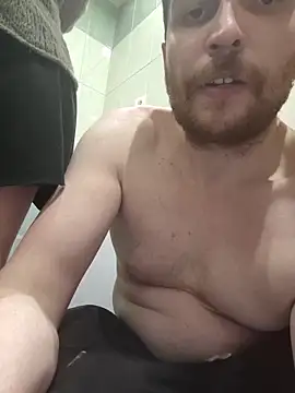 Snapshot of Dark_Silk_TV chatting on 04/12/26, 06:27 Dark Silk TV online show from 04/12/26, 06:27