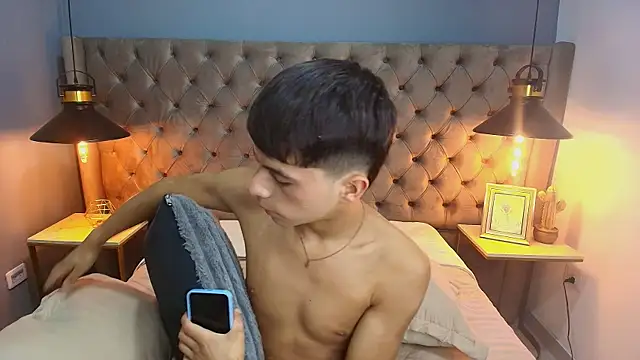 saintDangelo online show from 04/17/26, 01:25