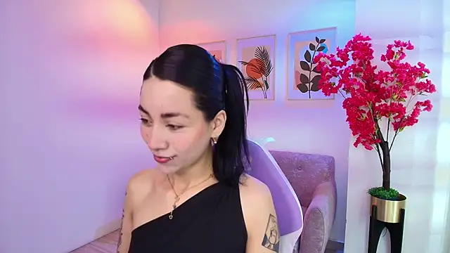 Rainy doll online show from 05/20/26, 11:07