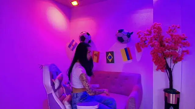 Rainy doll online show from 06/26/26, 12:00