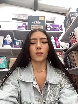 AMBERBUNNY  online show from 06/28/26, 06:36